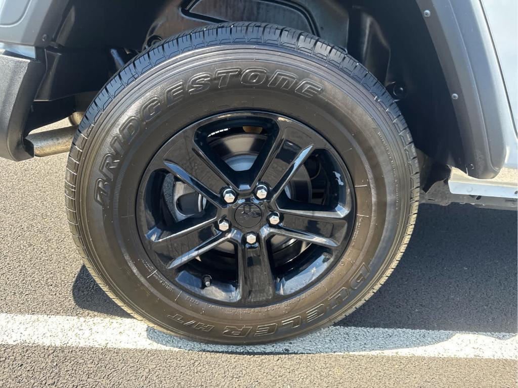 used 2022 Jeep Wrangler Unlimited car, priced at $33,972