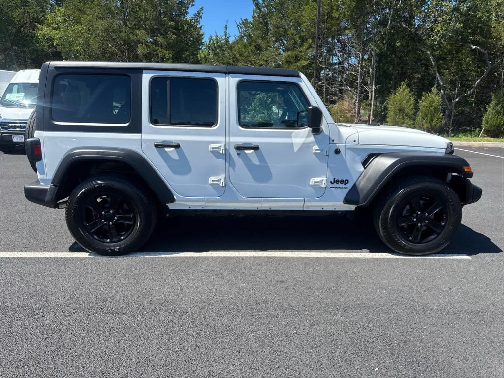 used 2022 Jeep Wrangler Unlimited car, priced at $33,972