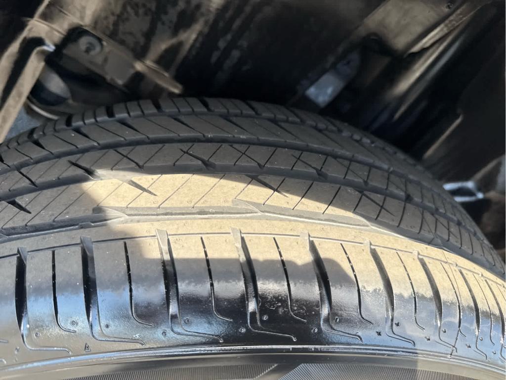 used 2021 Jeep Cherokee car, priced at $21,972