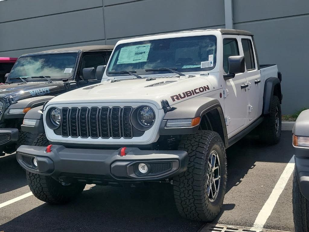 new 2024 Jeep Gladiator car, priced at $48,108