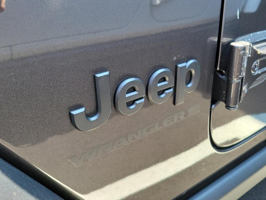 new 2024 Jeep Wrangler car, priced at $51,298