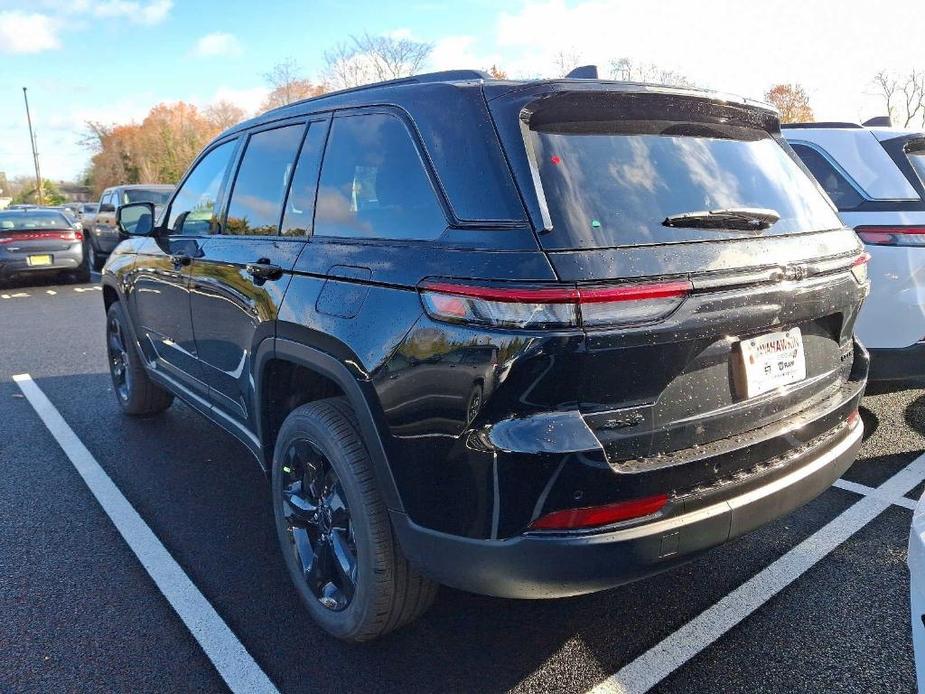 new 2025 Jeep Grand Cherokee car, priced at $51,035