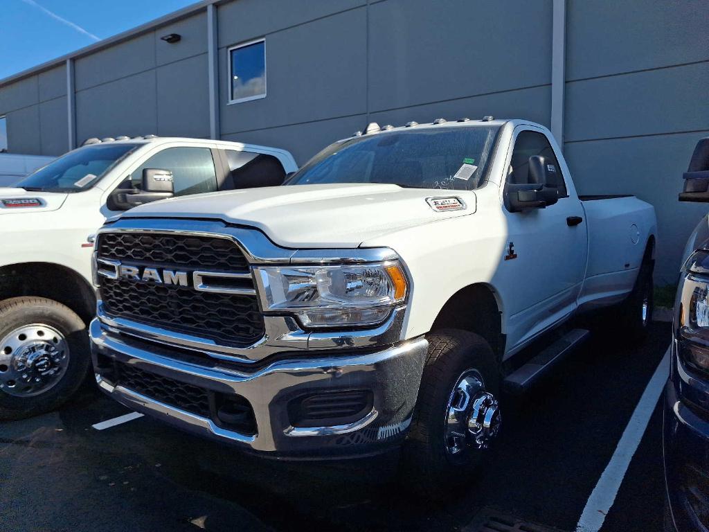 new 2024 Ram 3500 car, priced at $63,073