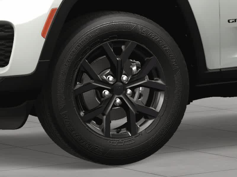 new 2025 Jeep Grand Cherokee car, priced at $47,130