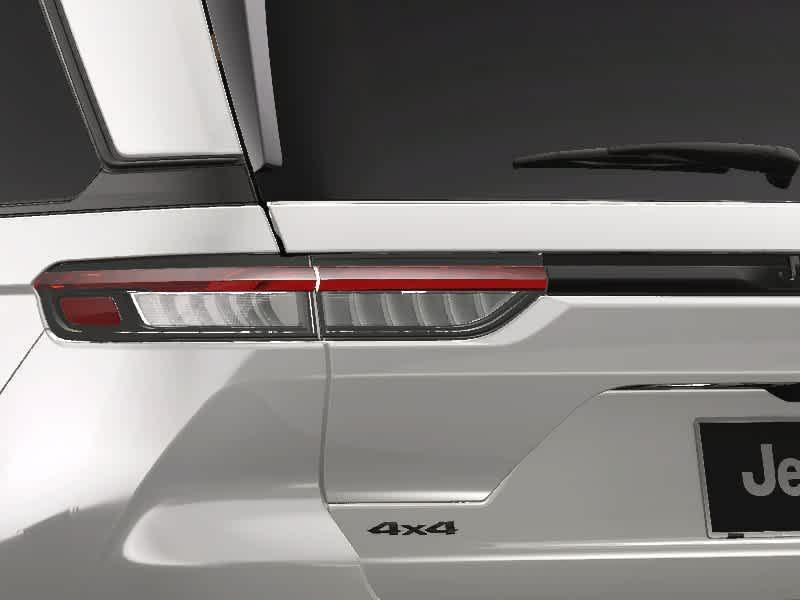 new 2025 Jeep Grand Cherokee car, priced at $47,130