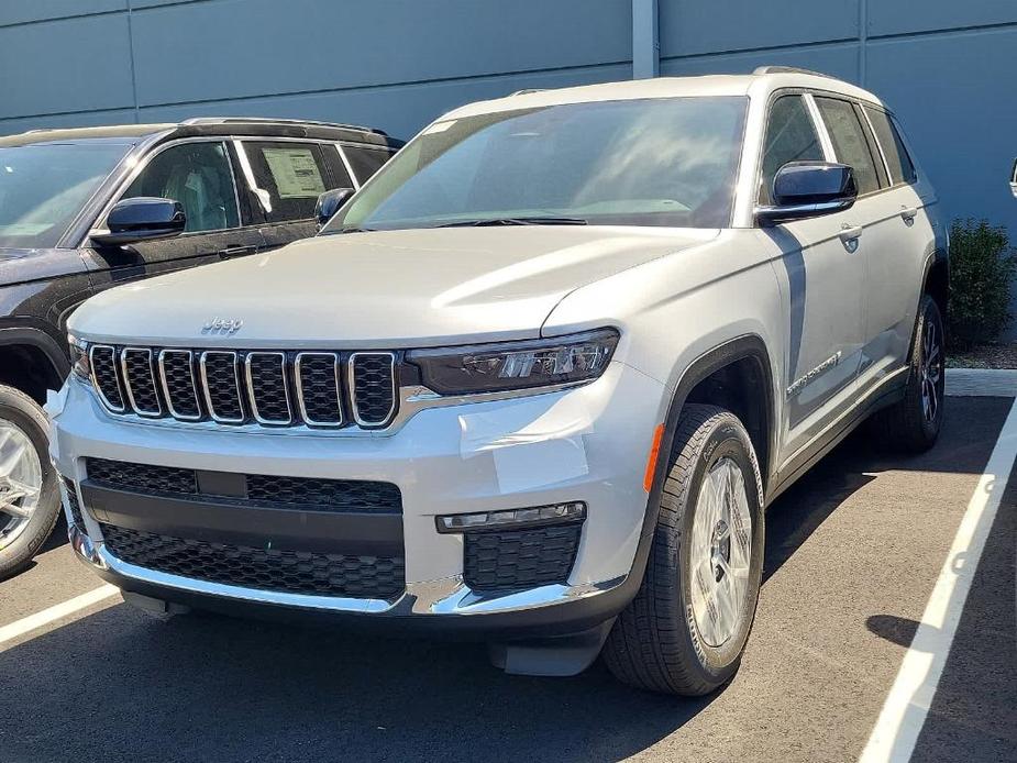 new 2024 Jeep Grand Cherokee L car, priced at $44,123