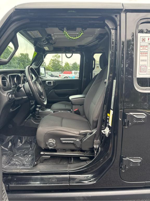 used 2022 Jeep Wrangler Unlimited car, priced at $34,872