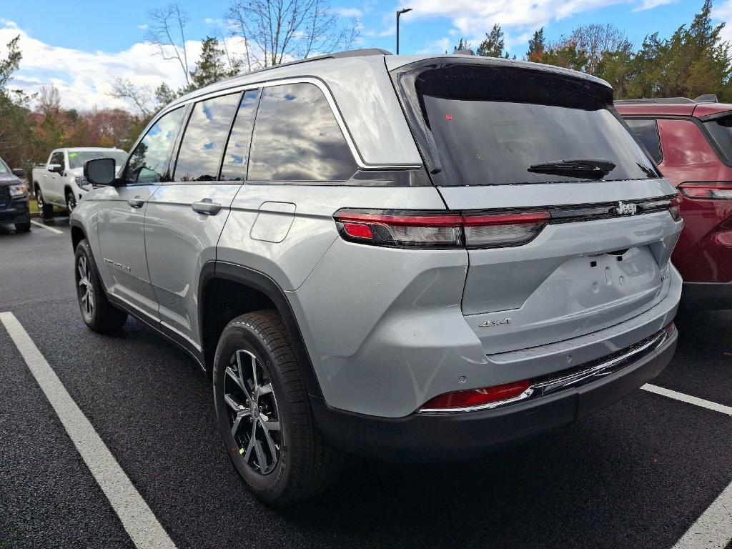 new 2025 Jeep Grand Cherokee car, priced at $48,310