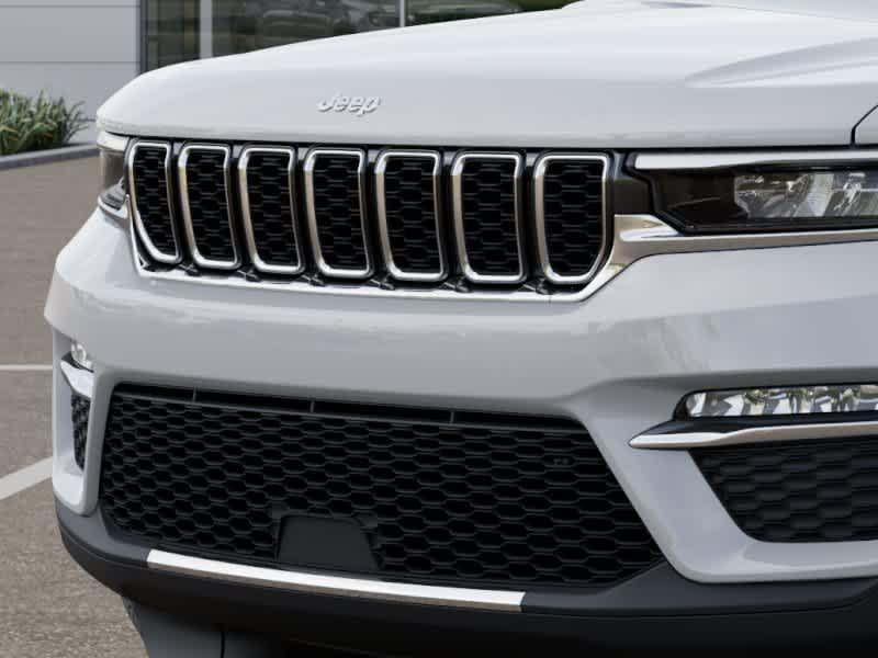 new 2025 Jeep Grand Cherokee car, priced at $44,650