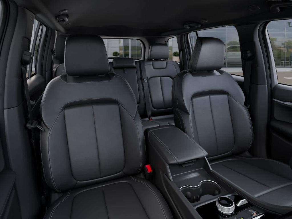 new 2025 Jeep Grand Cherokee car, priced at $44,650