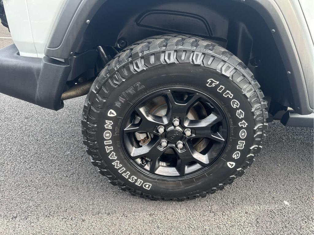 used 2022 Jeep Wrangler Unlimited car, priced at $33,972