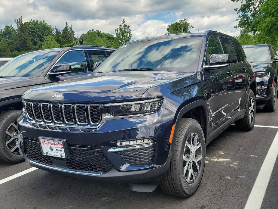 new 2024 Jeep Grand Cherokee car, priced at $49,295