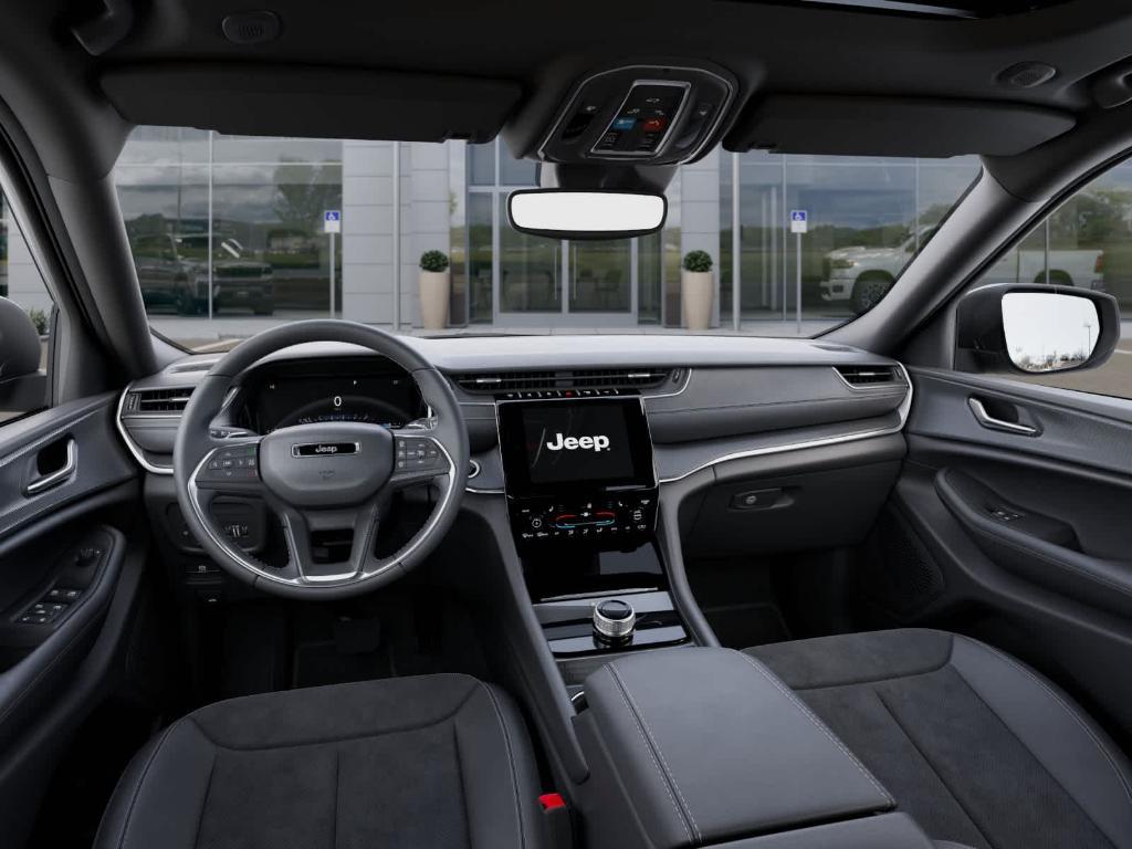 new 2025 Jeep Grand Cherokee car, priced at $43,885