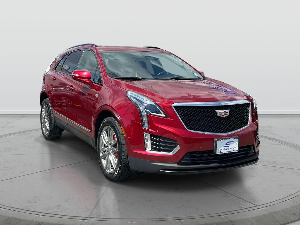 used 2022 Cadillac XT5 car, priced at $38,485