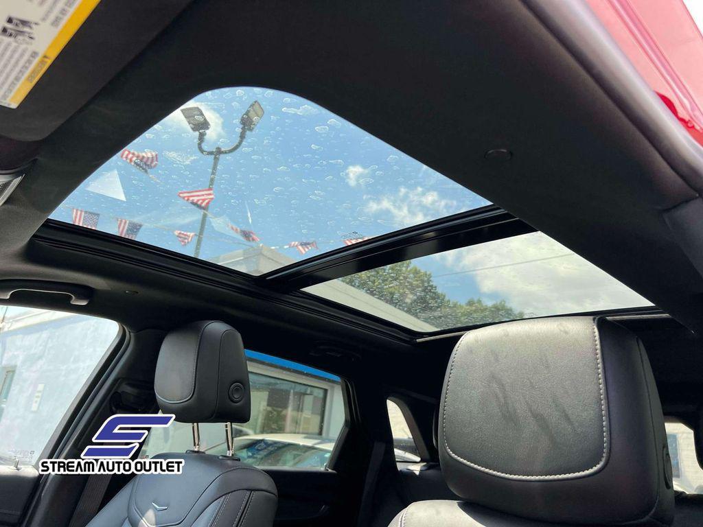 used 2022 Cadillac XT5 car, priced at $38,485
