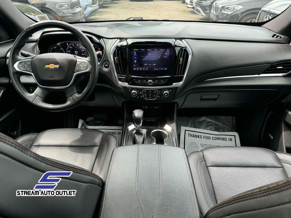 used 2023 Chevrolet Traverse car, priced at $40,985