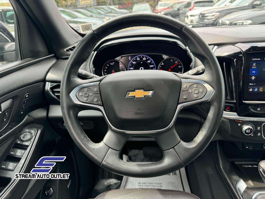 used 2023 Chevrolet Traverse car, priced at $40,985