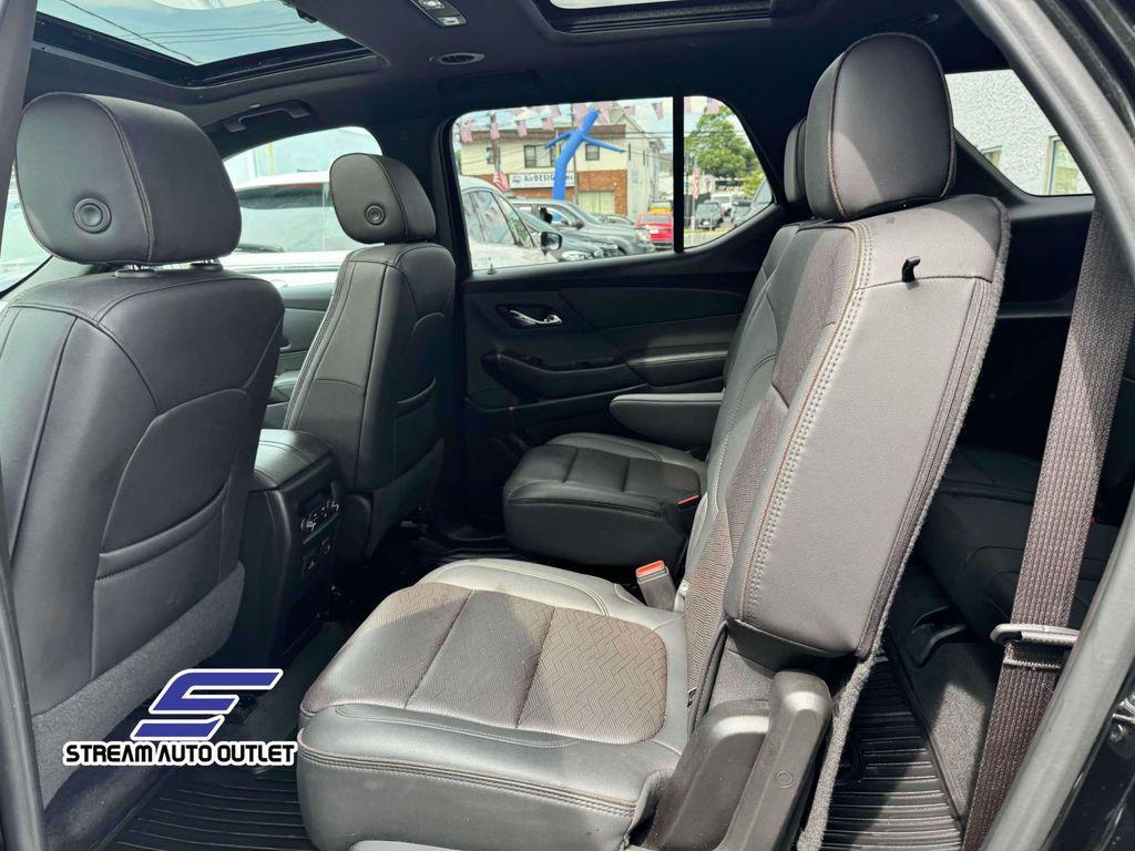 used 2023 Chevrolet Traverse car, priced at $40,985