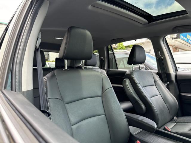 used 2021 Honda Pilot car, priced at $28,490