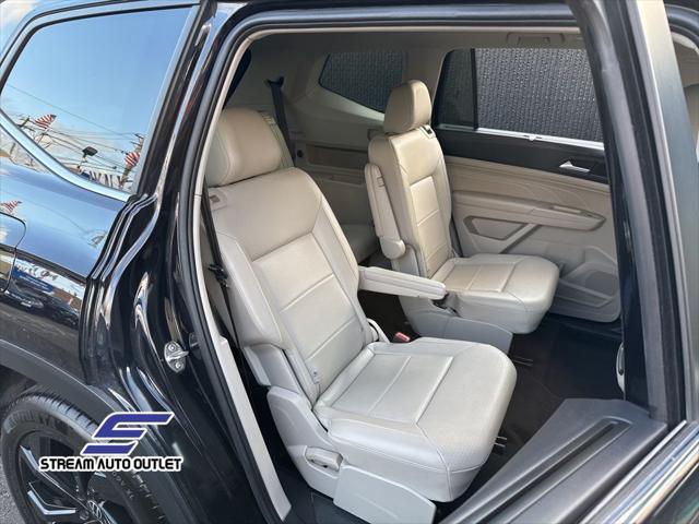 used 2022 Volkswagen Atlas car, priced at $25,990