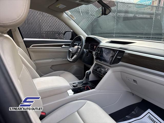 used 2022 Volkswagen Atlas car, priced at $25,990