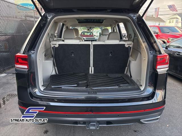 used 2022 Volkswagen Atlas car, priced at $25,990