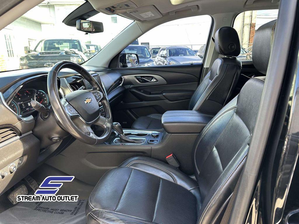 used 2018 Chevrolet Traverse car, priced at $23,485