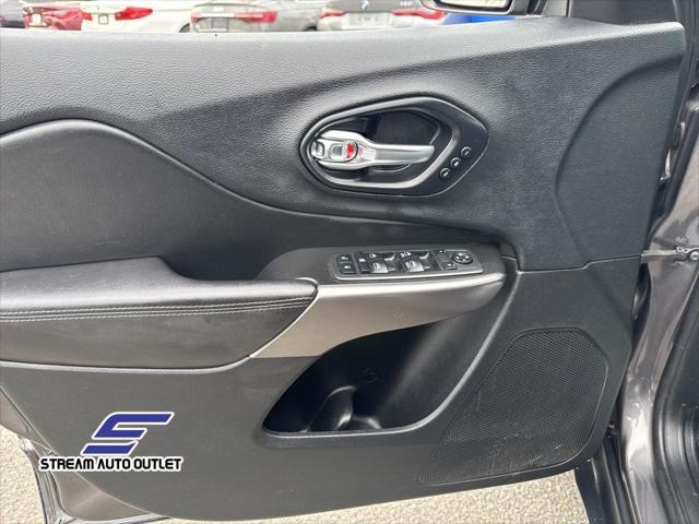 used 2019 Jeep Cherokee car, priced at $14,990