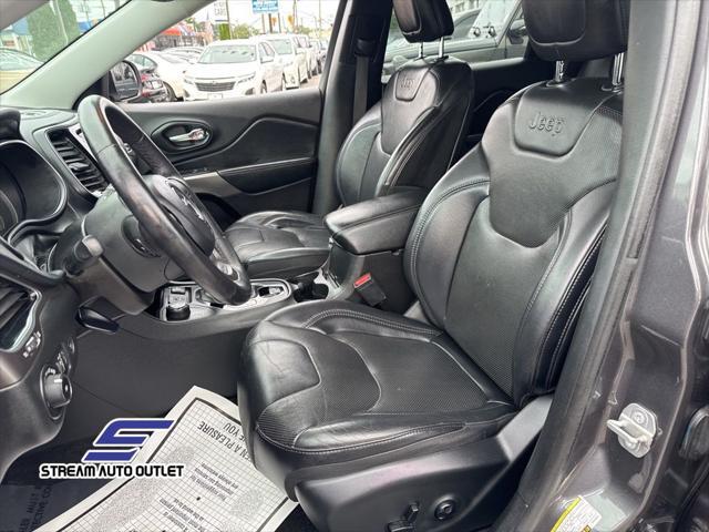 used 2019 Jeep Cherokee car, priced at $14,990