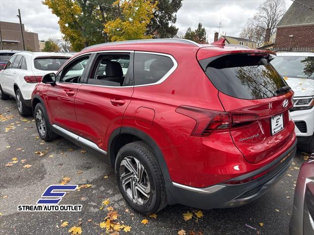 used 2022 Hyundai Santa Fe car, priced at $19,990