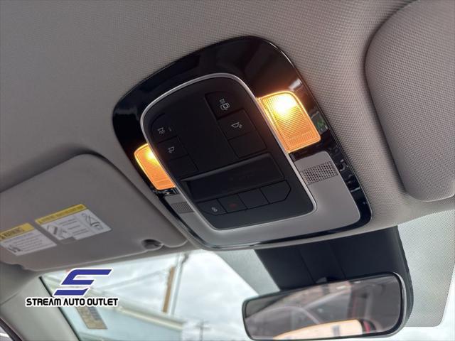 used 2022 Hyundai Santa Fe car, priced at $19,990
