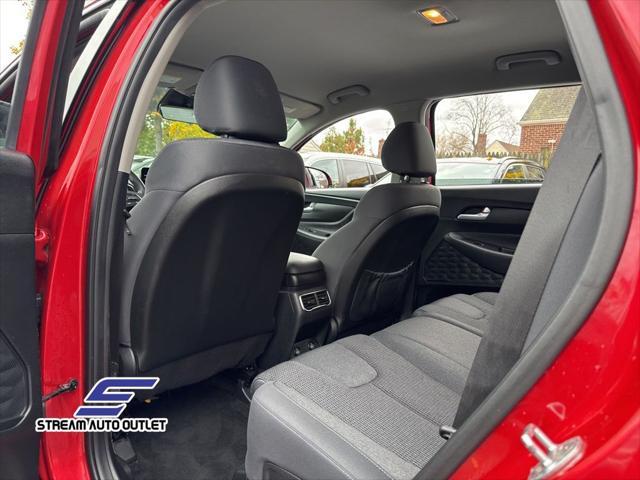 used 2022 Hyundai Santa Fe car, priced at $19,990