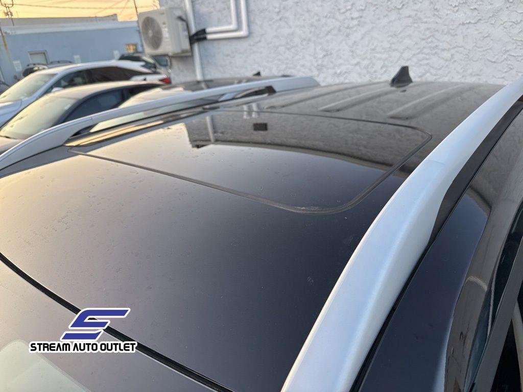 used 2022 Hyundai Venue car, priced at $20,785