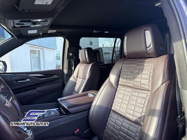 used 2023 Cadillac Escalade ESV car, priced at $137,990