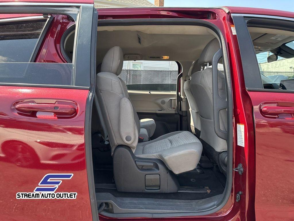 used 2022 Toyota Sienna car, priced at $36,485