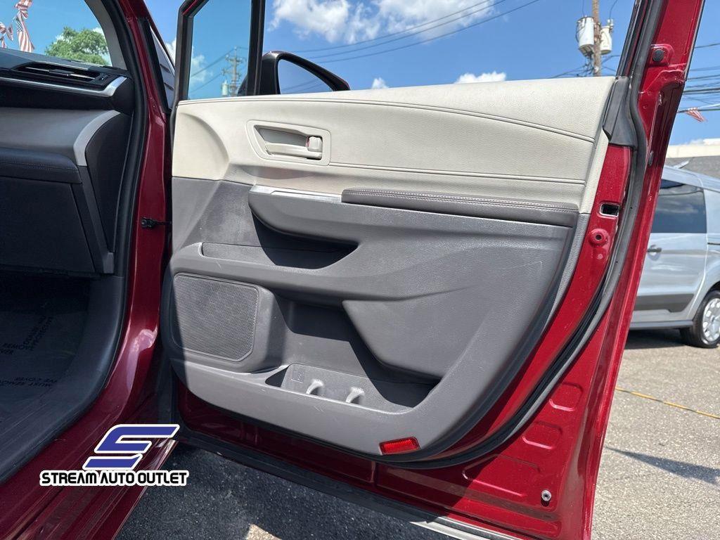used 2022 Toyota Sienna car, priced at $36,485
