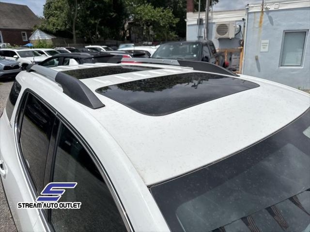 used 2022 GMC Acadia car, priced at $24,990