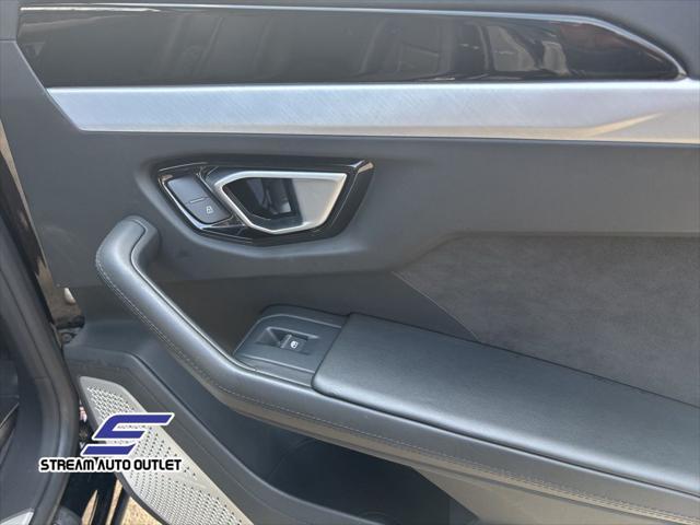used 2020 Lamborghini Urus car, priced at $177,990