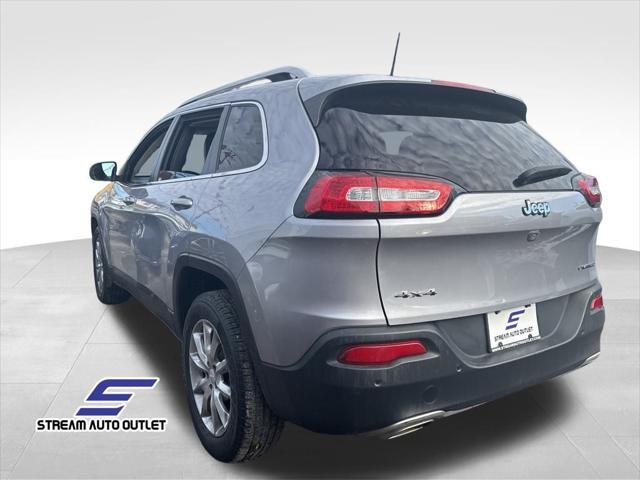 used 2018 Jeep Cherokee car, priced at $13,490