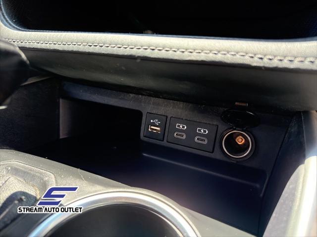 used 2023 Toyota Highlander Hybrid car, priced at $39,990