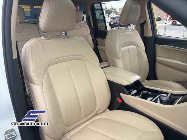 used 2022 Jeep Grand Cherokee car, priced at $31,990