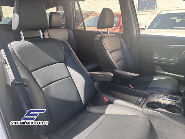 used 2022 Honda Pilot car, priced at $30,990