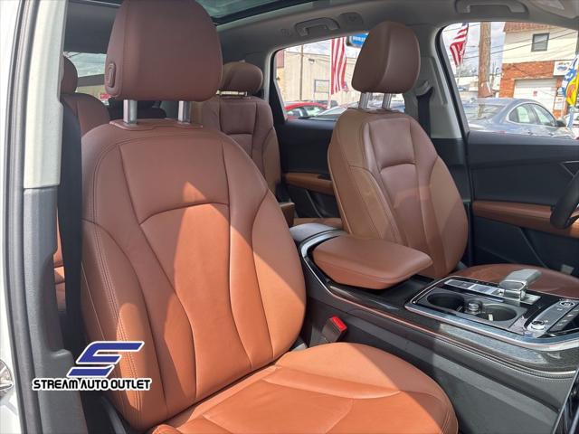 used 2024 Audi Q7 car, priced at $40,990