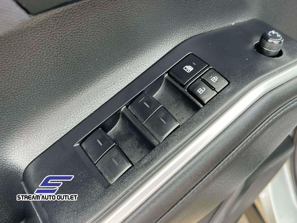 used 2023 Toyota Highlander car, priced at $35,485
