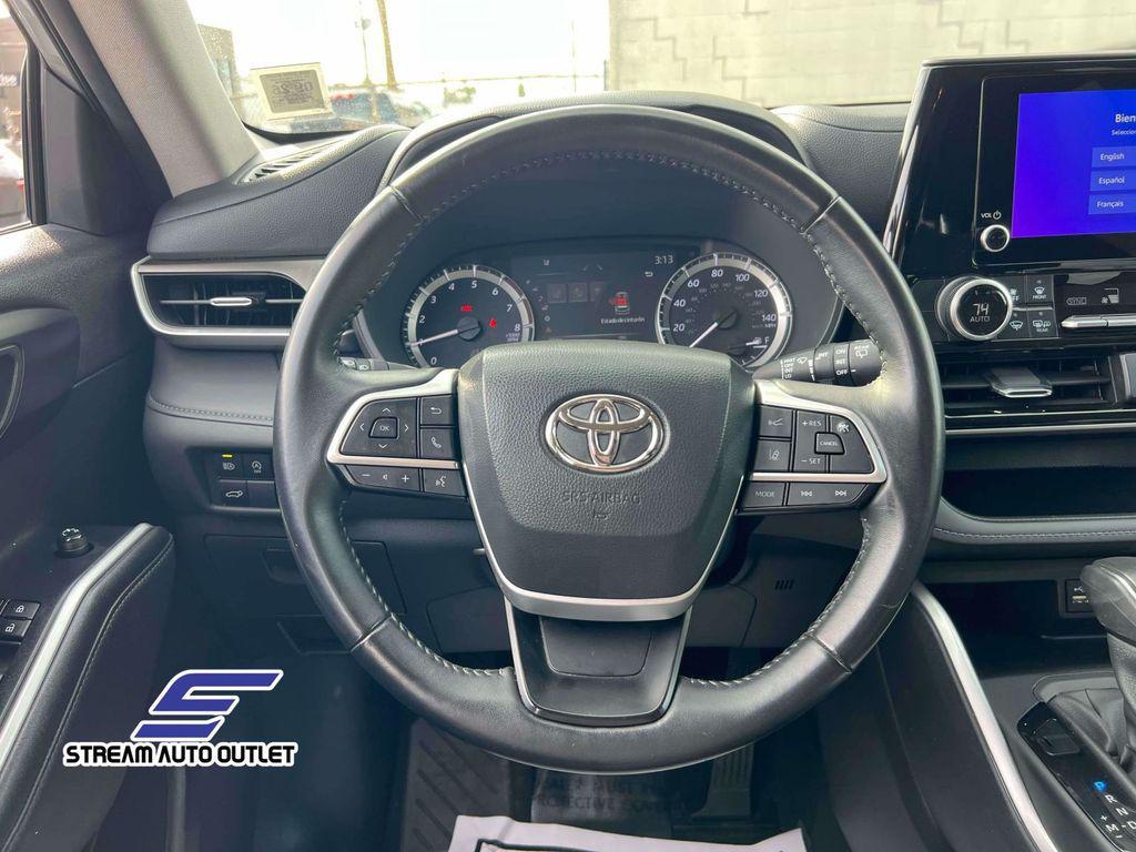 used 2023 Toyota Highlander car, priced at $35,485