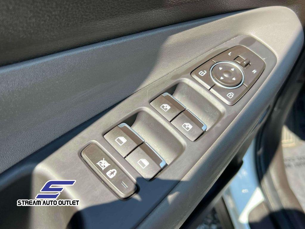 used 2020 Hyundai Santa Fe car, priced at $19,985