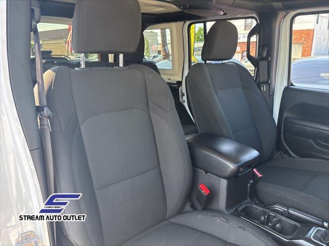 used 2022 Jeep Wrangler Unlimited car, priced at $29,990
