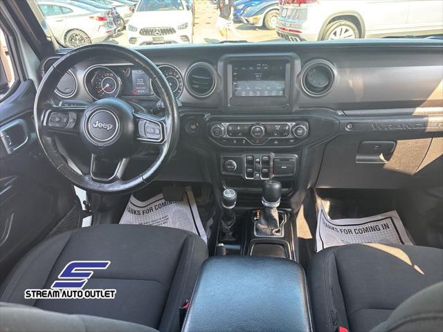 used 2022 Jeep Wrangler Unlimited car, priced at $29,990