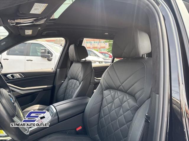 used 2023 BMW X7 car, priced at $64,990