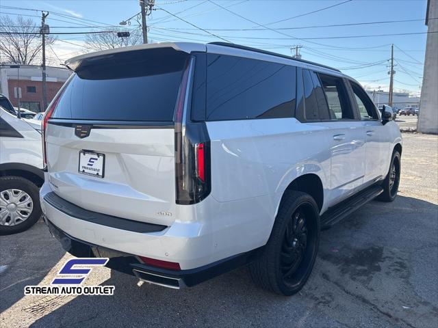 used 2022 Cadillac Escalade ESV car, priced at $64,990